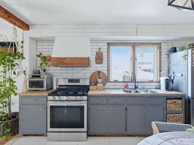 House for sale in Aldene, Roselle Park