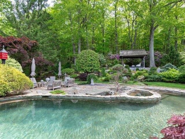 House for sale in Roxbury, Connecticut