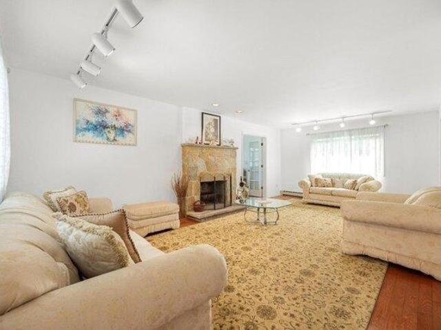 House for sale in Rutherford, New Jersey