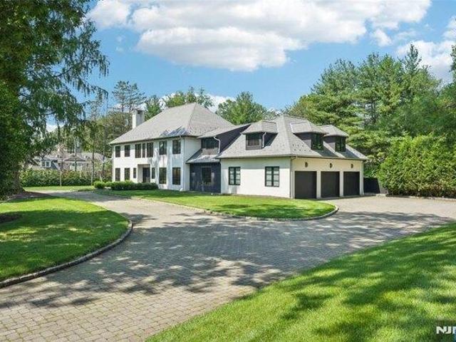 House for sale in Saddle River, New Jersey