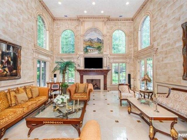 House for sale in Saddle River, New Jersey