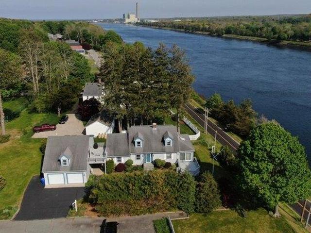 House for sale in Cataumet, Massachusetts