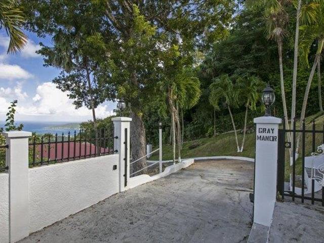 House for sale in Saint Thomas, Missouri