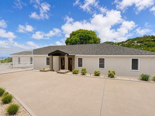 House for sale in Saint Thomas, Missouri
