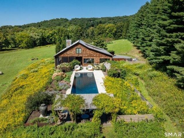 House for sale in Lakeville, Salisbury