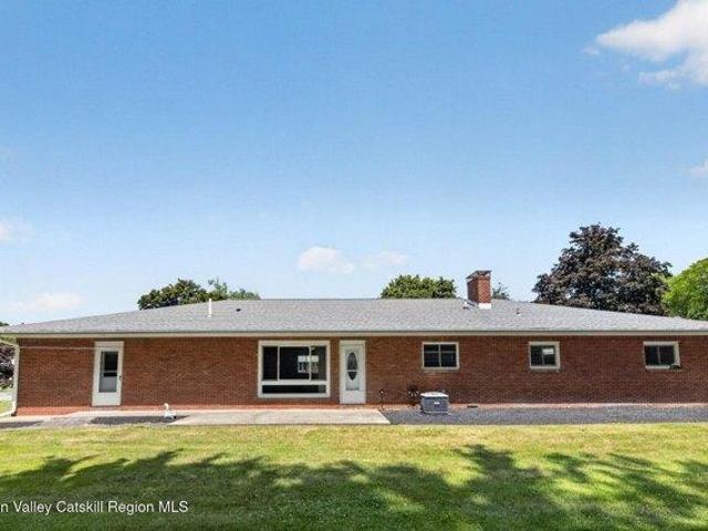House for sale in Bloomington, New York