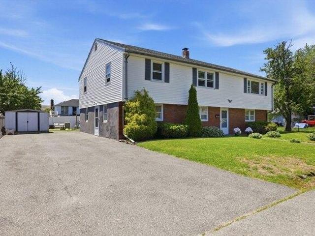 House for sale in Saugus, Massachusetts