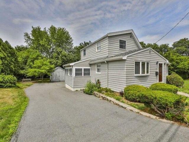 House for sale in Saugus, Massachusetts