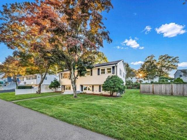 House for sale in Lynnhurst, Saugus