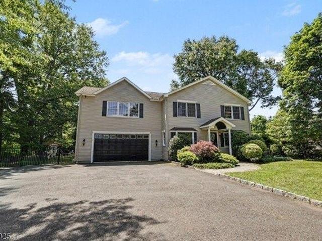 House for sale in Scotch Plains, New Jersey