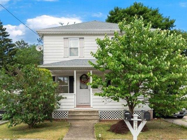 House for sale in Bristol, Massachusetts
