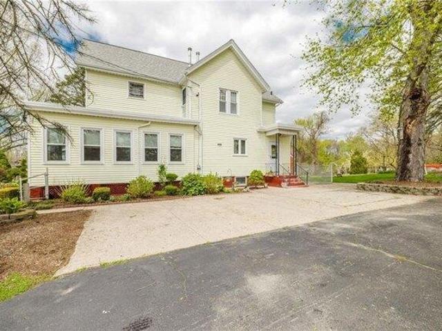 House for sale in Bristol, Massachusetts