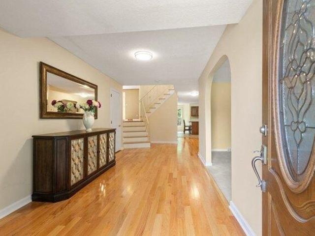 House for sale in Sharon, Norfolk County
