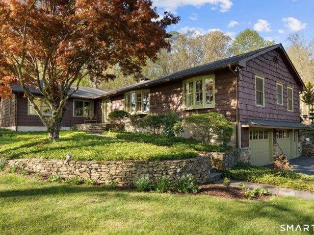 House for sale in Shelton, Connecticut