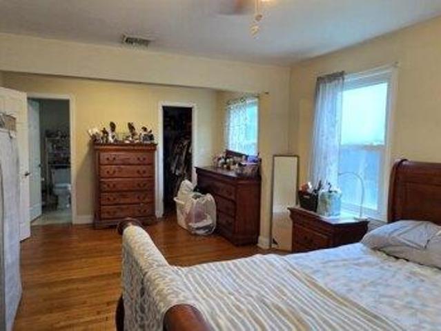 House for sale in Shelton, Connecticut