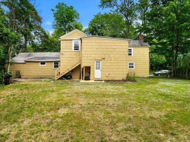 House for sale in Shirley, Massachusetts