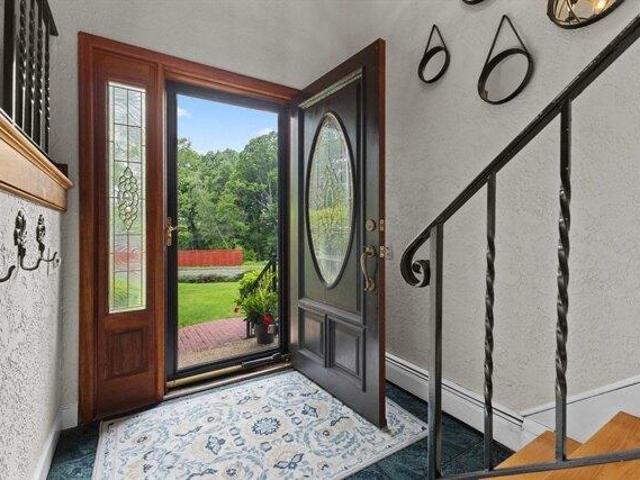 House for sale in Shrewsbury, Massachusetts