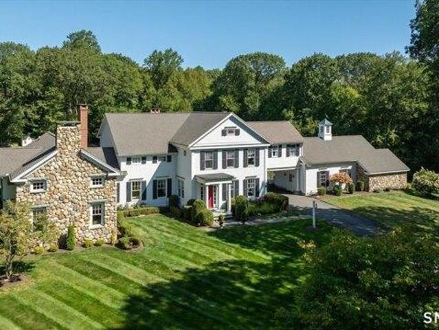 House for sale in Simsbury, Connecticut