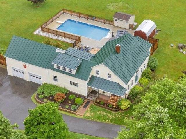House for sale in Skowhegan, Maine