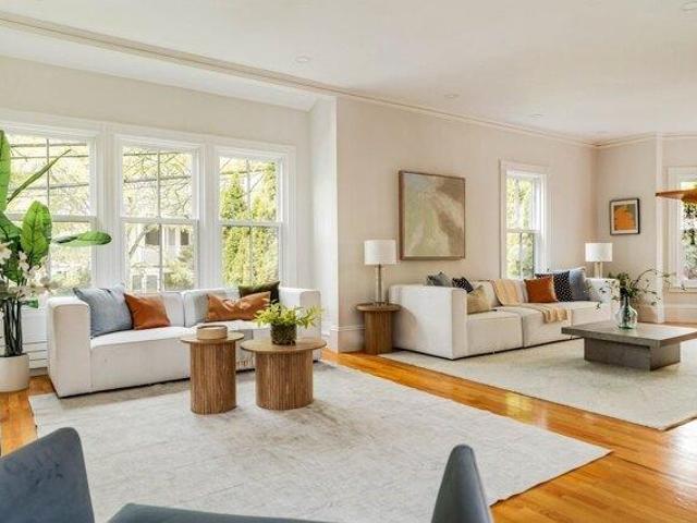 House for sale in West Somerville, Somerville