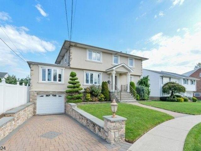 House for sale in South Hackensack, Bergen County