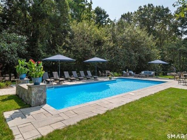 House for sale in Southington, Connecticut