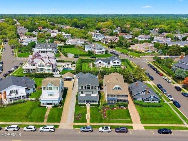House for sale in Monmouth, New Jersey
