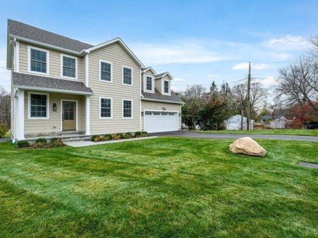 House for sale in Cos Cob, Connecticut