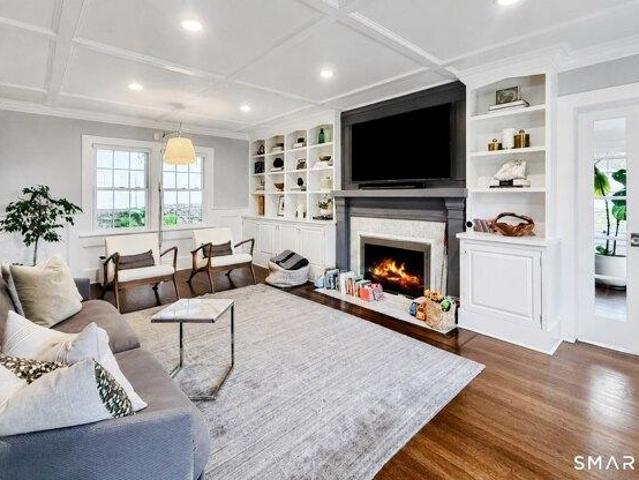 House for sale in Cos Cob, Connecticut