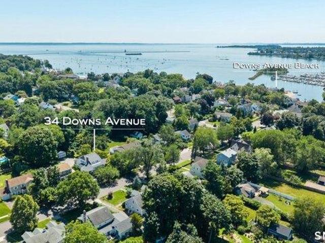 House for sale in Cos Cob, Connecticut