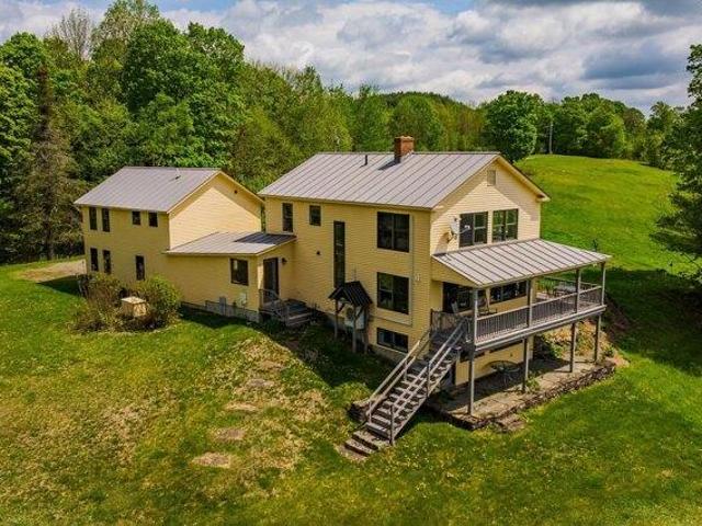 House for sale in Strafford, Vermont