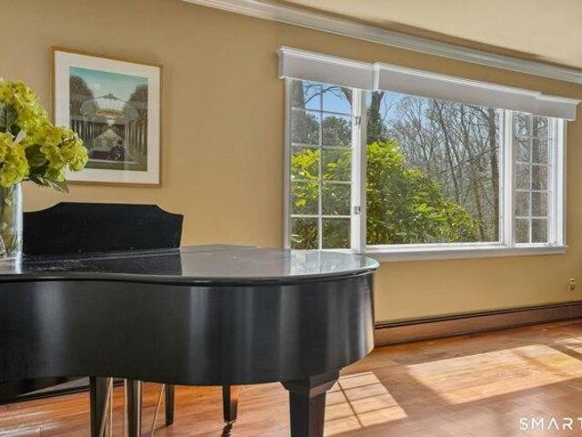 House for sale in Stratford, Connecticut