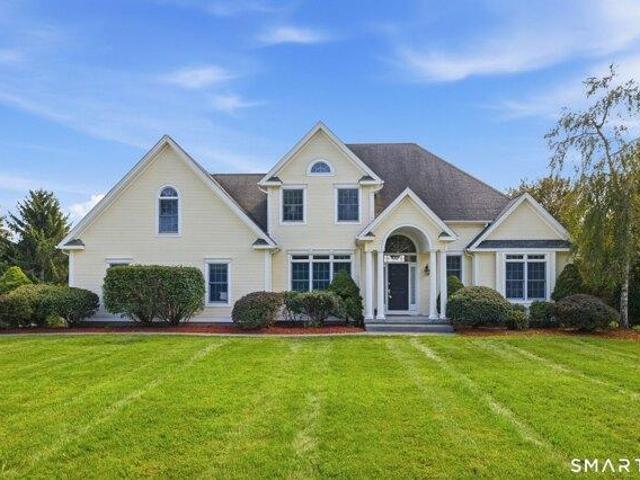 House for sale in Halladay Corner, Suffield