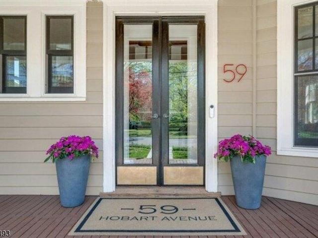 House for sale in Summit, New Jersey