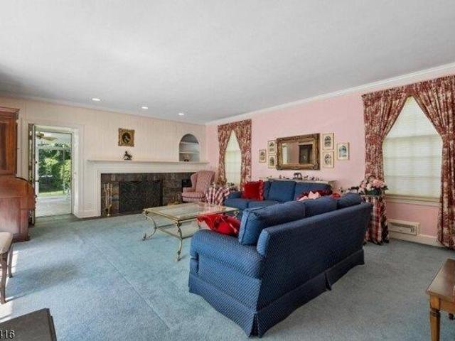 House for sale in Woodland Park, Summit
