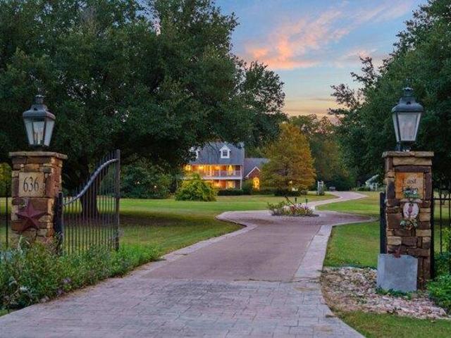House for sale in Sunnyvale, Texas