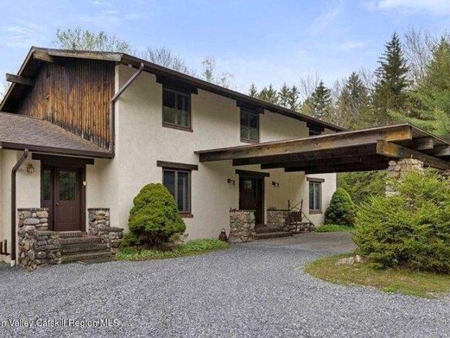 House for sale in East Jewett, New York