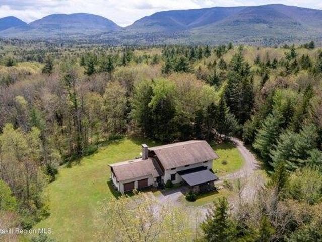 House for sale in East Jewett, New York