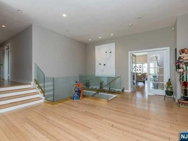 House for sale in Tenafly, New Jersey