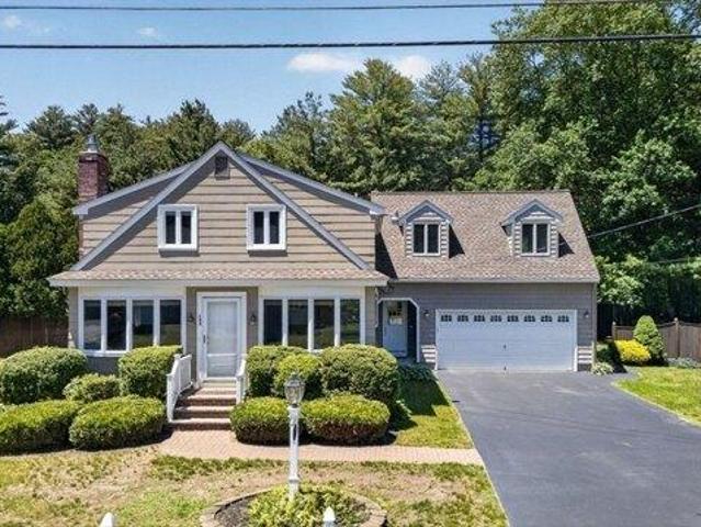 House for sale in Tewksbury, Massachusetts