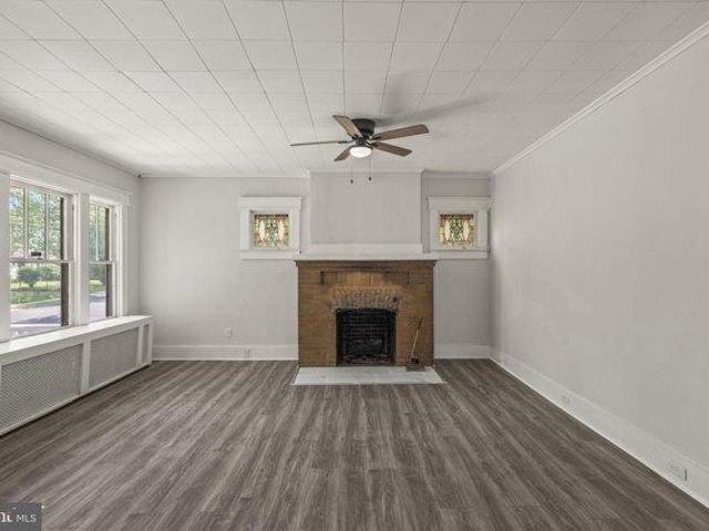 House for sale in Trenton, New Jersey