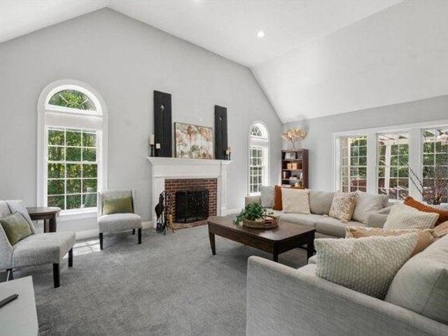 House for sale in Upton, Massachusetts