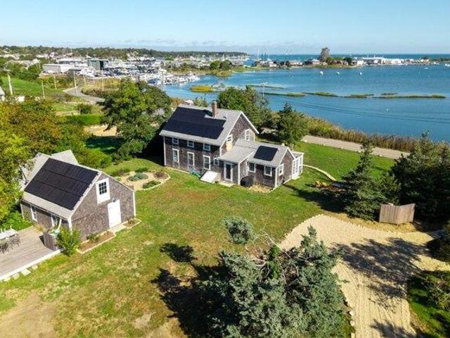 House for sale in Vineyard Haven, Massachusetts