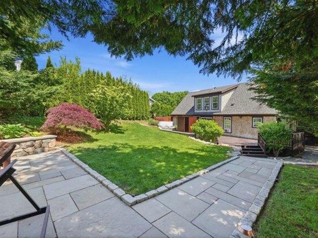 House for sale in Vineyard Haven, Tisbury