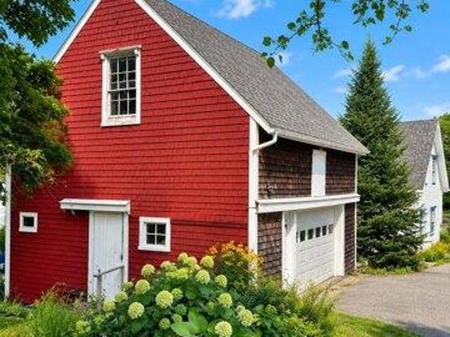 House for sale in Waldoboro, Maine