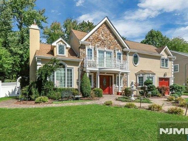 House for sale in Waldwick, Bergen County