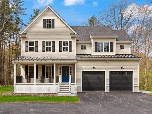 House for sale in Walpole, Massachusetts