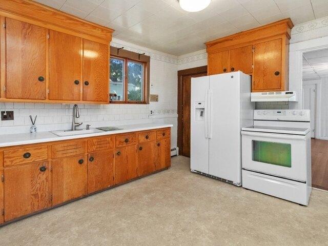 House for sale in West End, Waltham