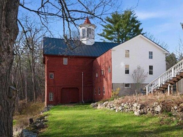 House for sale in New Hampshire