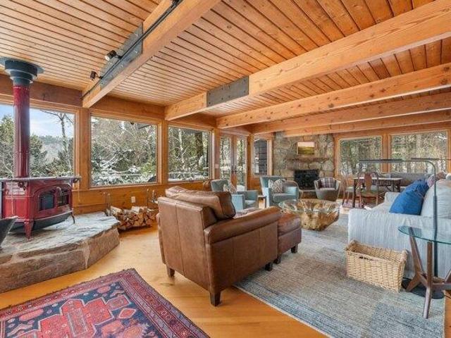 House for sale in Warren, Vermont